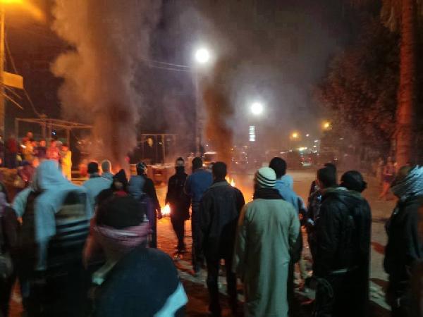 قطع طريق بديروط احتجاجا على خطف فتاة من قبل أمن الانقلاب