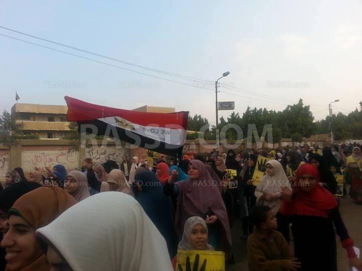 بالصور..مظاهرة مناهضة للانقلاب بعرب العليقات بالقليوبية