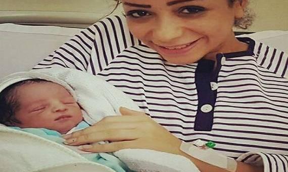 مواقع التواصل تنقسم حول قصة هدير..زنا أم “أم عزباء”.. والفتاة ترد