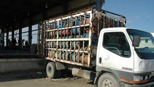 انقلاب سيارة محملة بـ 23 طن غاز بوتاجاز بسوهاج