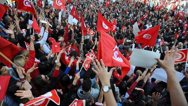 سياسيون ومفكّرون: ثورة تونس مستمرة في مسارها الصحيح رغم الصعوبات