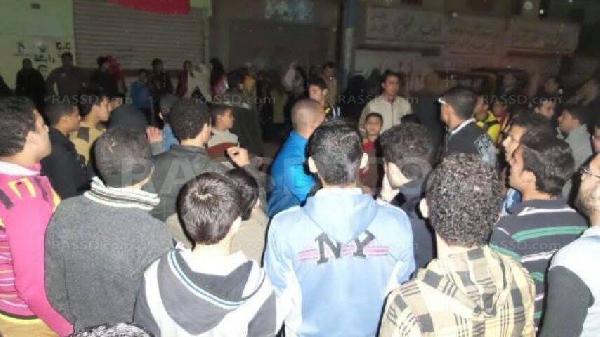 وقفة احتجاجية ضد دستور العسكر بقرية أويش الحجر بالمنصورة