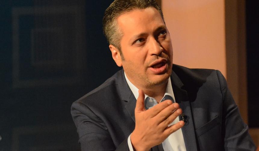 تامر أمين: نحن في مدينة العك الإعلامي وال يقول أنه يمتلك الحقيقة هجاص