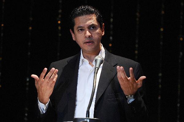 بالفيديو|”أين العساكر” قصيدة جديدة لعبدالرحمن يوسف