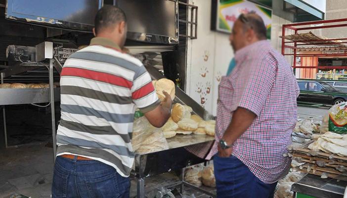 صاحب مخبز يعتدي على أفراد حملة تموينية في بني سويف