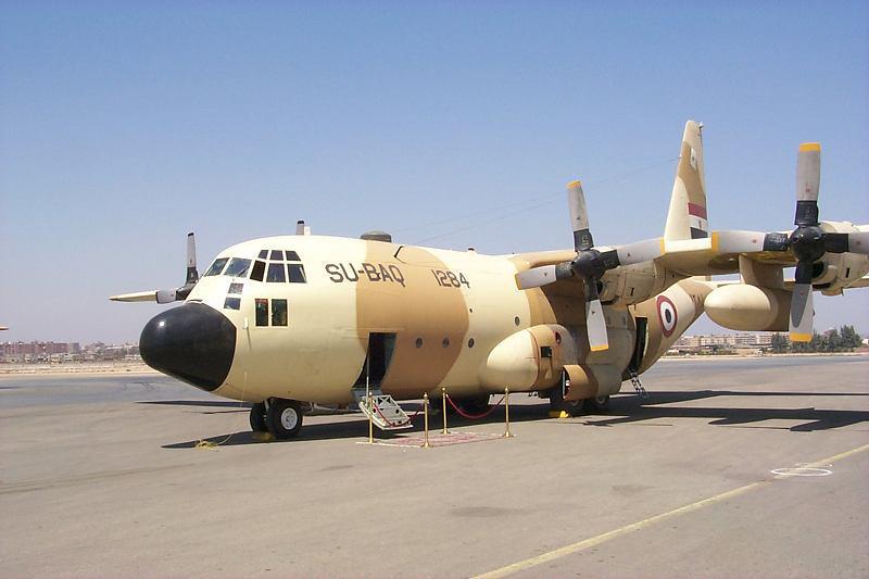 الجيش يرسل طائرات “”C130لنقل مصابي بورسعيد