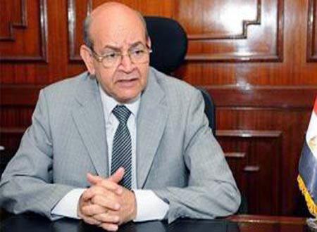 أهالي القرصاية يشعلون النار في ميدان الجيزة و”المحافظ ” يرد هذا ليس حلاً