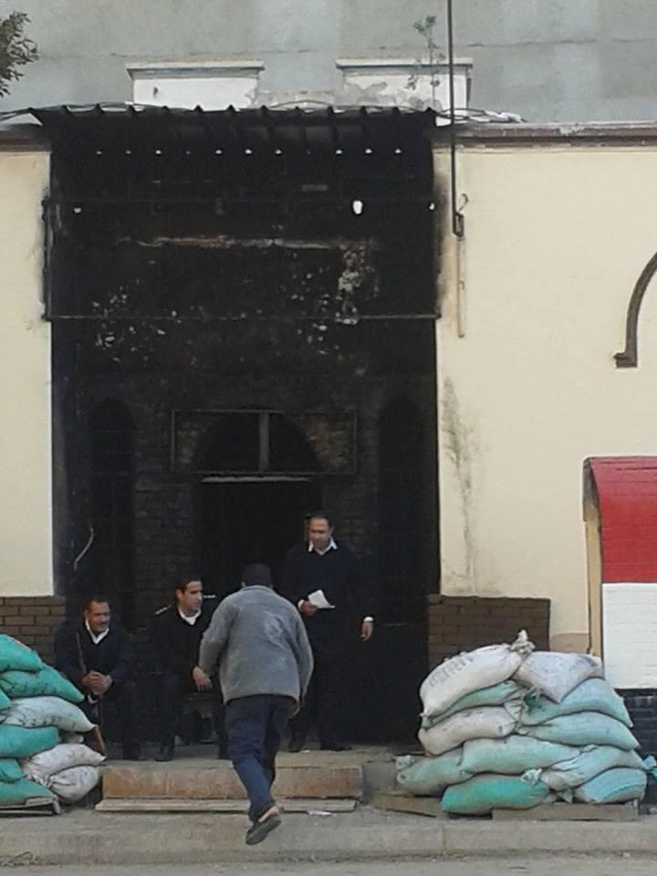 مجهولون يضرمون النيران بنقطة شرطة الحرية بالإسكندرية