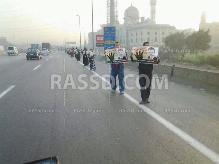 سلسة بشرية صباحية مناهضة للإنقلاب بشبرا الخيمة