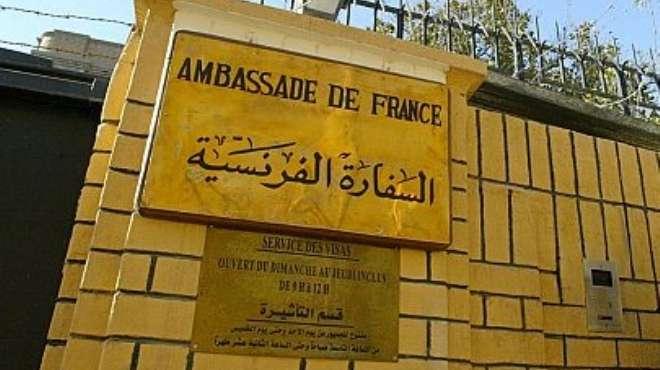 فرنسا تحذر مواطنيها من الوضع في مصر