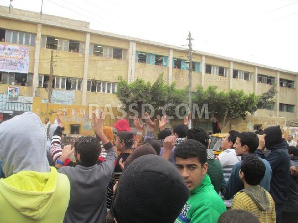 بلطجية يعتدون علي وقفة لـ”طلاب ضد الانقلاب” ببلبيس