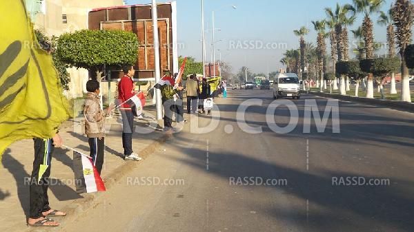 سلسلة بشرية بـ”برج العرب” فى ذكرى تنحى المخلوع