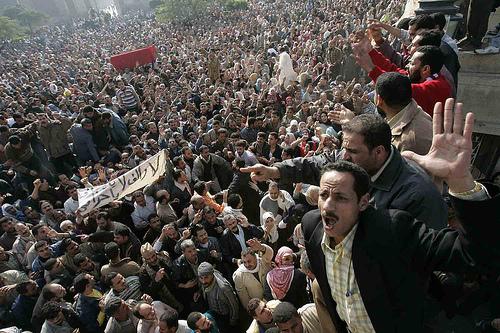 الإضـرابات.. شبح يلاحق حكومة الإنقلاب