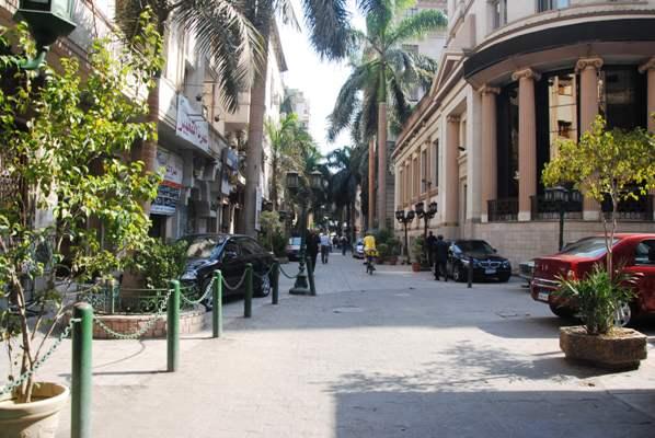 الهدوء يعود إلى  مقهى البورصة بعد اشتباكات أولتراس  زملكاوى ومتعصمو “التحرير”