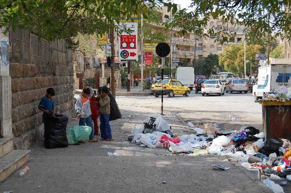 القوي العاملة:نعمل علي الحد من اسوا اشكال عمالة الاطفال