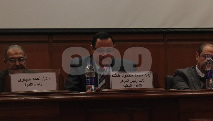 بالصور.. القومي للبحوث يحذر من مخاطر “فيروس زيكا” المميت