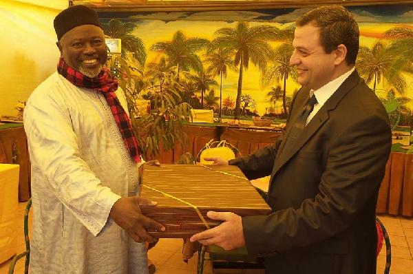 “شرابي “: شارة رابعة ترتب عليها أكثر مما نتوقع