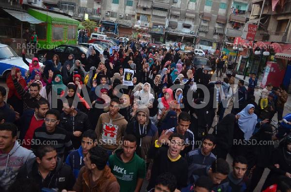 طوفان بشري يجوب بورسعيد رفضا للإنقلاب