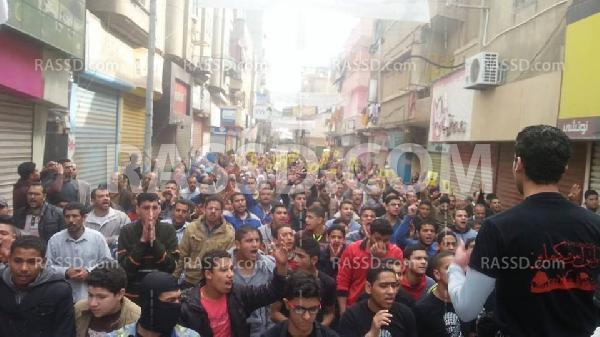 وقفة لتحالف دعم الشرعية في المنزلة رفضا للانقلاب الدموي