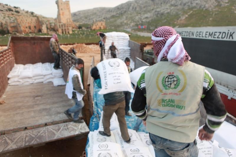 “الإغاثة التركية” توزع 55 مليون رغيف خبز في سوريا