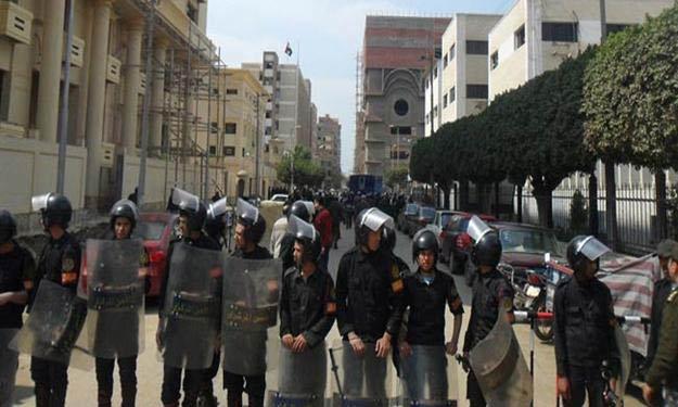 القبض على 13 شخصا من المحتجين أمام كنيسة مارى جرجس بكوم أمبو