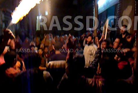 شماريخ وألعاب نارية في وقفة احتفالية بحرية طبيب طوخ