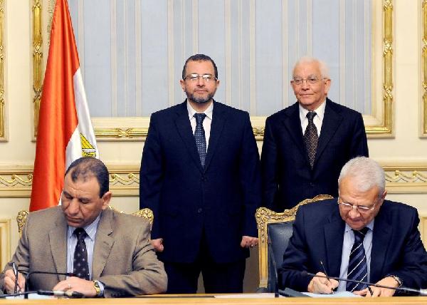 قنديل: بدء تفعيل المشروع القومي لتطوير التعليم