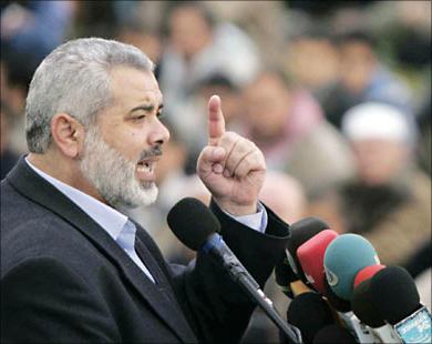 هنية يهاجم زيارة أوباما  للمنطقة  مقللا من نتائجها