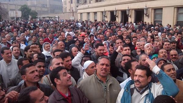 إضراب مفتوح لـ”النقل العام” بالإسكندرية لتطبيق الأدنى للأجور