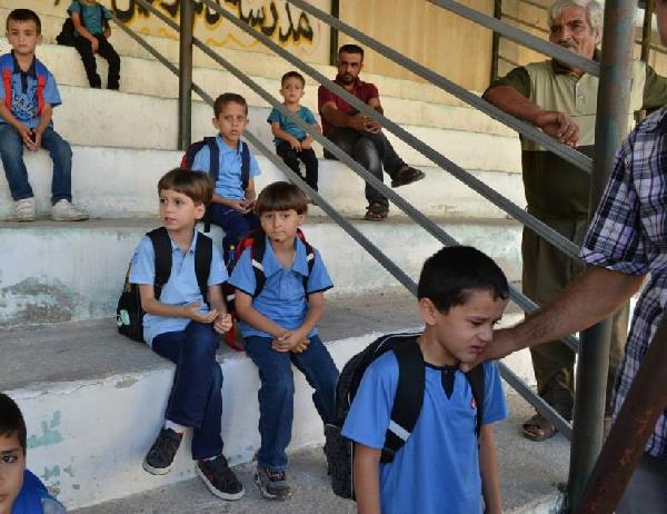 إصابة 60 طالبا بالتسمم من “علب اللبن” في شمال سيناء