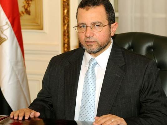 ” قنديل” يناقش إجراءات مكافحة تهريب السولار