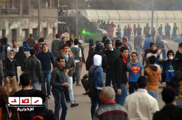 هدوء بالتحرير..وكر وفر بين الأمن ومتظاهرين على الكورنيش