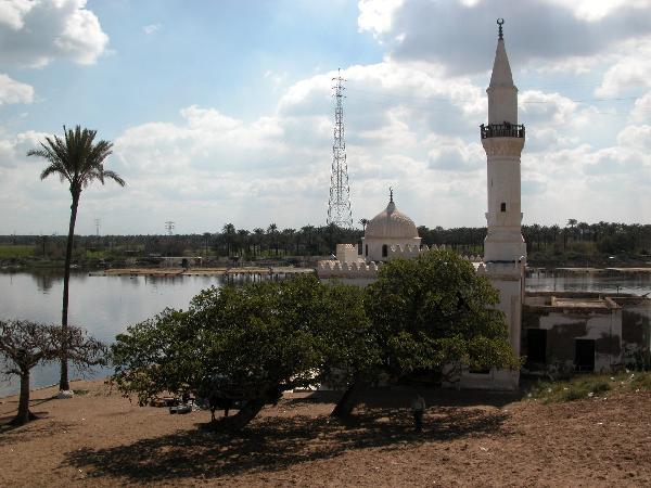 التنمية المحلية:447مليون جنية لانهاء التنمية الشاملة لرشيد