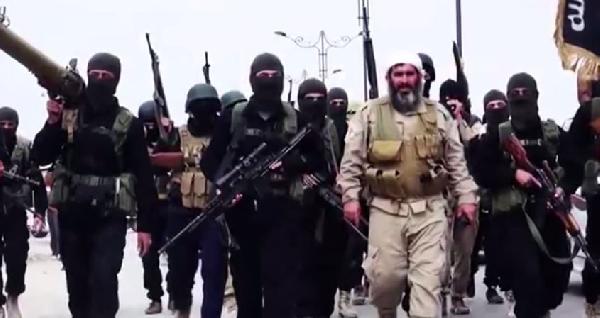 بالفيديو.. داعش يؤسس وحدة كوماندوز جديدة بالعراق