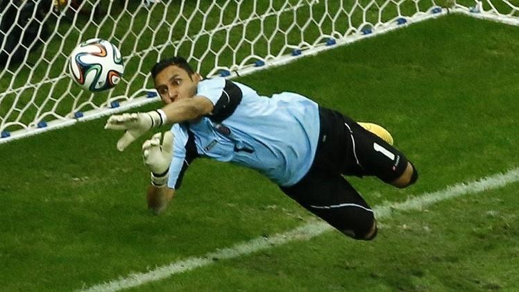 بالفيديو.. أفضل صدات لحراس مرمى كرة القدم