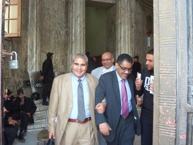 نقيب الصحفيين يقدم بلاغا في المرشد ونائبه