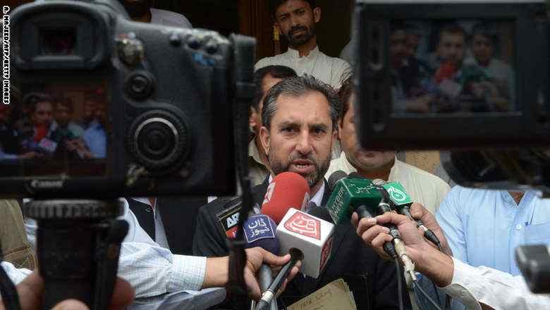 بالفيديو.. مقتل محام أرشد عن مكان بن لادن لأمريكا