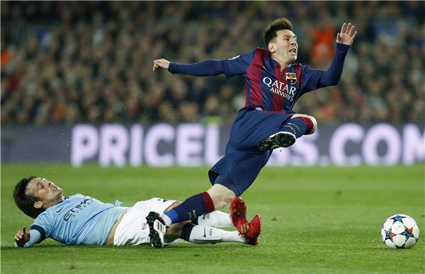 بالفيديو.. برشلونة يتأهل لربع النهائي على حساب السيتي