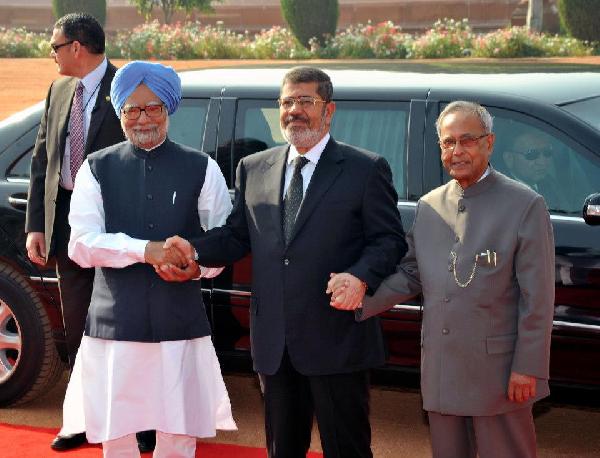 الرئيس يبحث مع شركة هندية إنتاج الطاقة الشمسية بمصر