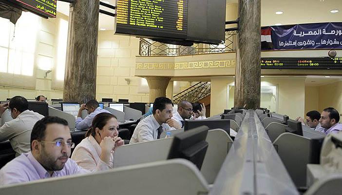 البورصة تستهل تعاملات الأسبوع بخسارة 11 مليار جنيه