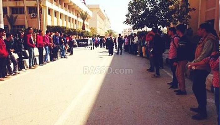 طلاب الفيوم يواصلون إضرابهم لحين الإفراج عن باقي المعتقلين