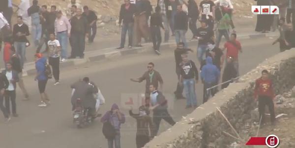 بالفيديو ..التفاصيل الكاملة لاشتباكات المقطم