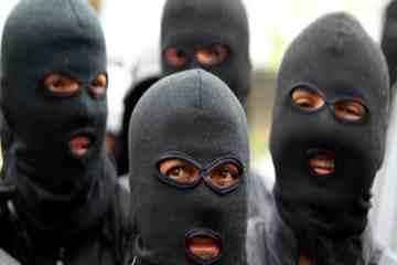 مجهولون يسرقون سيارة تابعة للشرطة بالمنيا منذ قليل