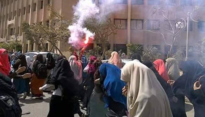 محافظات وجامعات مصر تنتفض رفضًا للأحكام العسكرية