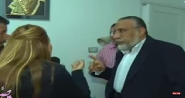 بالفيديو.. طبيب يعتدي على ريهام سعيد بعد استفزازها له