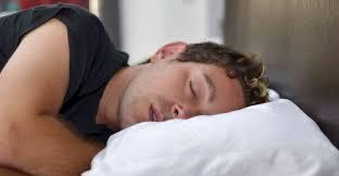 دراسة أميركية: النوم 8 ساعات أفضل مدة لراحة الجسم