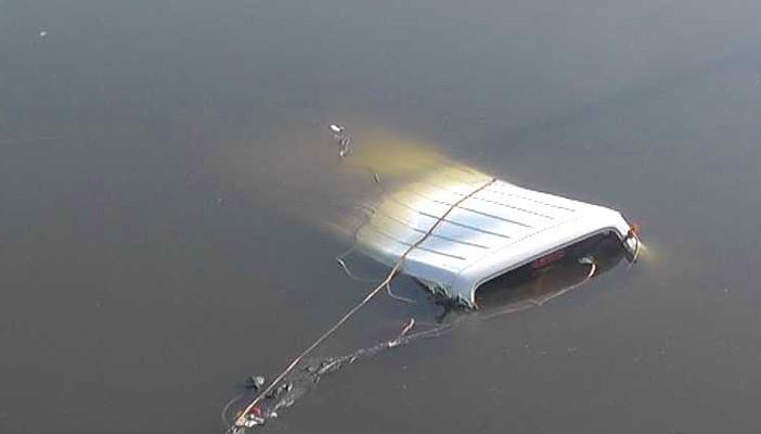 مصرع وإصابة 6 أشخاص في انقلاب ميكروباص بالمنيا