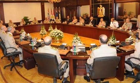 بدء اجتماع الأعلى للقوات المسلحة بحضور السيسي ومنصور