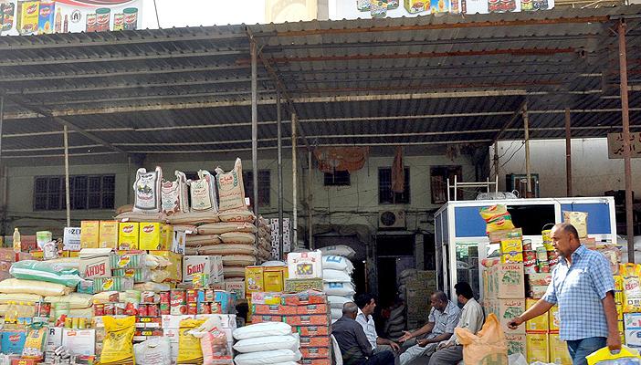 بعد شهرين من أزمة توفير زيت الطعام.. التموين تنفي وجودها