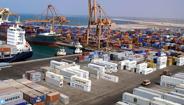 إغلاق مواني اليمن بعد توتر الأوضاع بسبب “عاصفة الحزم”